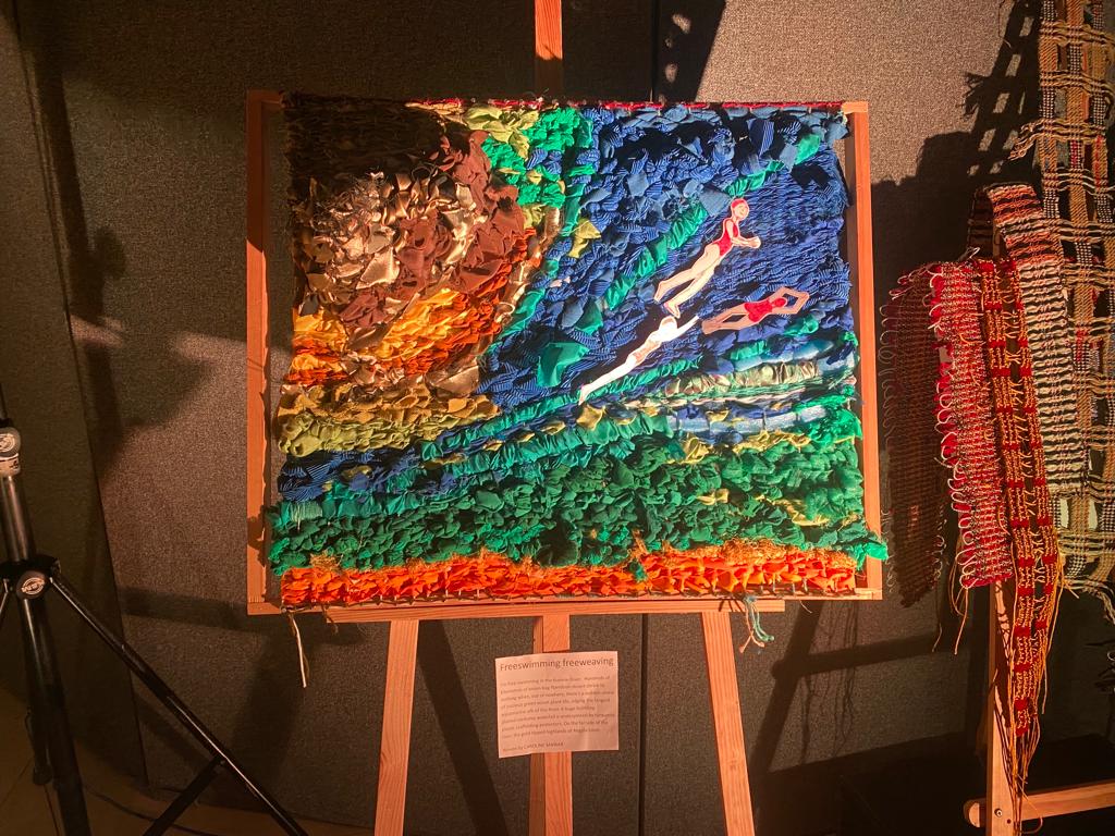 my freeswimming freeweaving weave on an easel